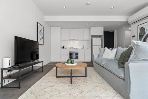 Richmond Premium Escape - Walk To The MCG - Sunshine Coast Tourism 0
