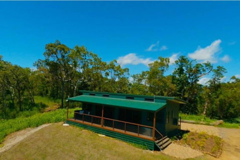 Ridge Cabin - Stunning Views - 5km From Neighbours - Sunshine Coast Tourism 1