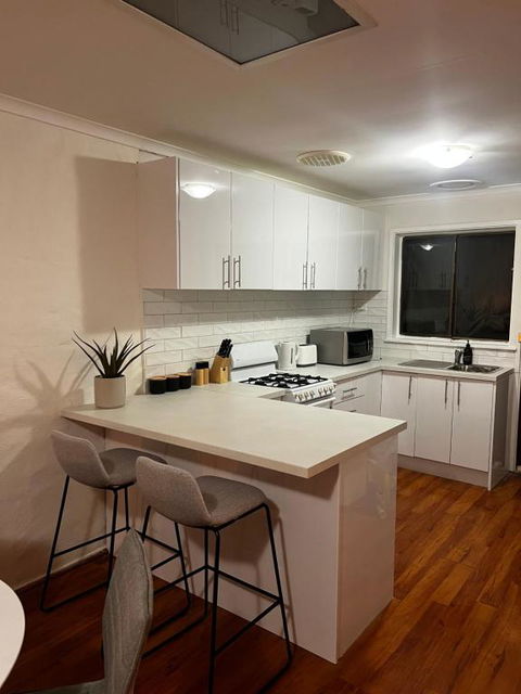 River End Unit Near Parkland - Sunshine Coast Tourism 3