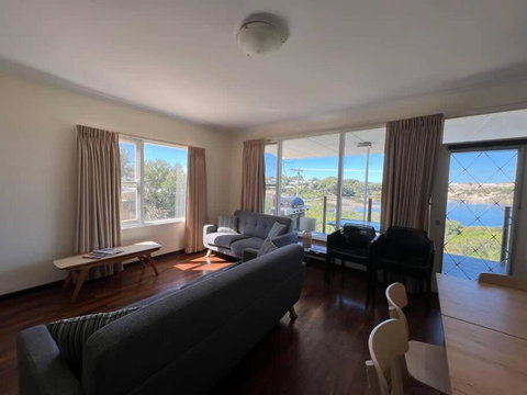 River Panorama Beach House - Sunshine Coast Tourism 2