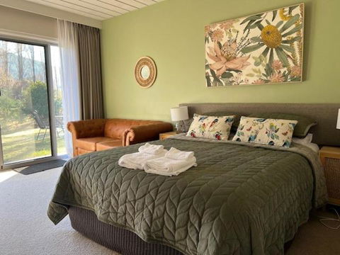 Riverbank Park MOTEL - Sunshine Coast Tourism 0