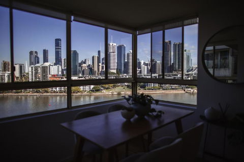 Riverfront Residences New Farm - Sunshine Coast Tourism 2