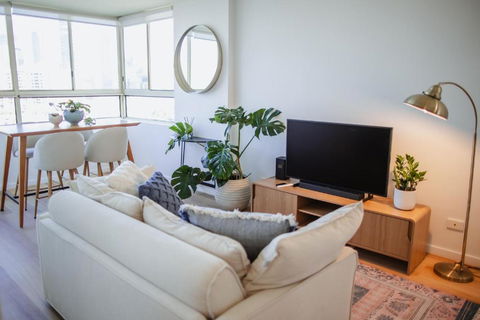 Riverfront Residences New Farm - Sunshine Coast Tourism 1