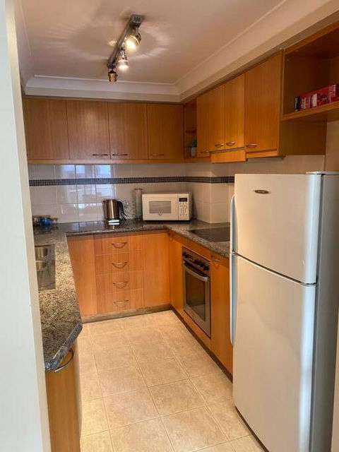 RIVERSIDE CITY VIEW PARKING NETFLIX WIFI WINE FREE - Holiday Sunshine Coast 2