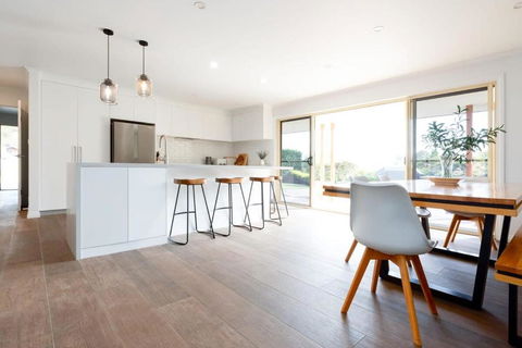 Riverside Farm Stay - Sunshine Coast Tourism 3