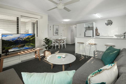 Riverside Location, Noosa Sound - Sunshine Coast Tourism 1