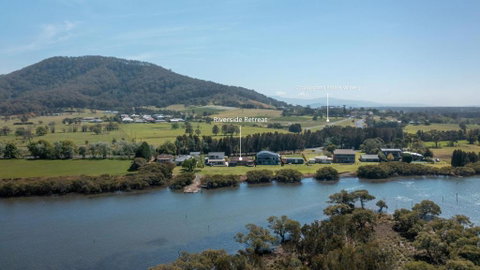 Riverside Retreat, Coolangatta, Near Seven Mile Beach - Sunshine Coast Tourism 0