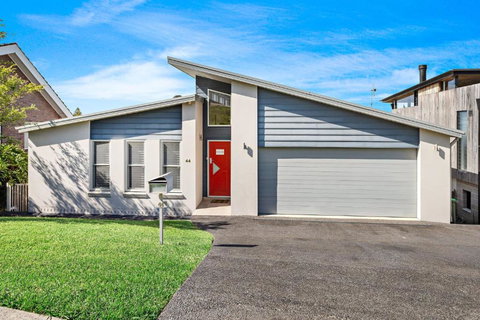 Riverleigh, Gerroa - Holiday Sunshine Coast 2