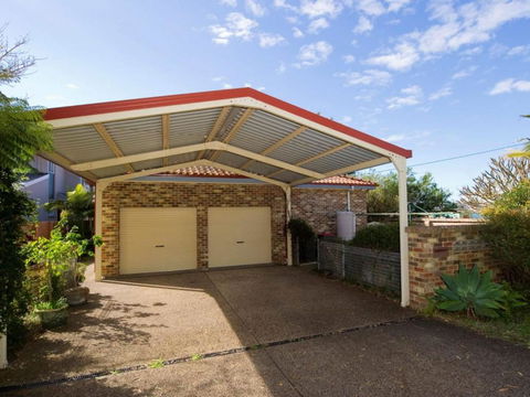 Salamander Beach Front - Holiday Sunshine Coast 2