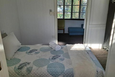 Rosemary Cottage - Holiday Sunshine Coast 3