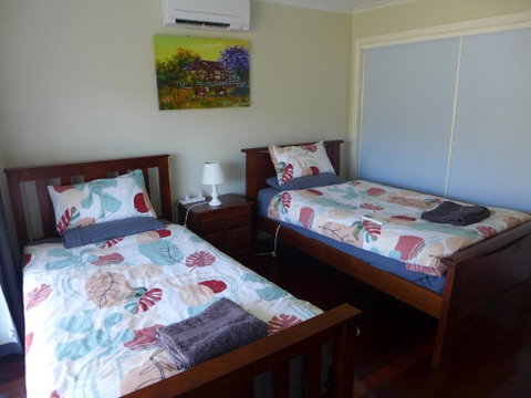 Rural Ambience With Netflix - Sunshine Coast Tourism 1