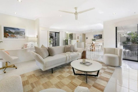 Riviera Road Miami - 4BRM Dual Villa - Sunshine Coast Tourism 0