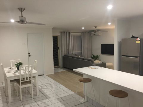 Robin Joy - Sunshine Coast Tourism 3