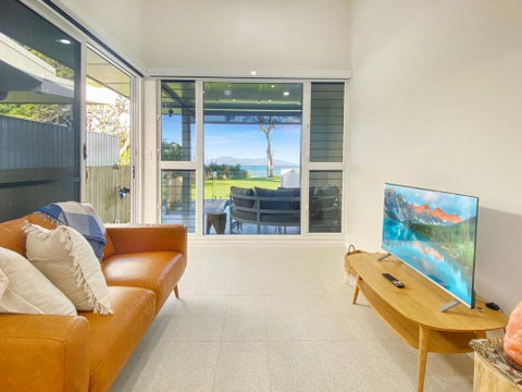Rock Salt Villa 2 - Sunshine Coast Tourism 2