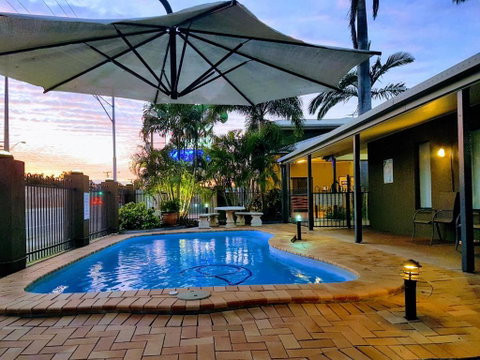 Rockhampton Palms Motor Inn - Sunshine Coast Tourism 2