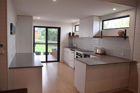 Rockleigh - Bring Your Own Linen. - Holiday Sunshine Coast 2