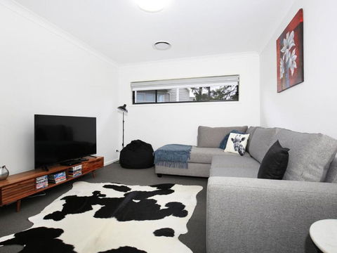 Rockwall I Pet Friendly I Fire Pit - Sunshine Coast Tourism 3