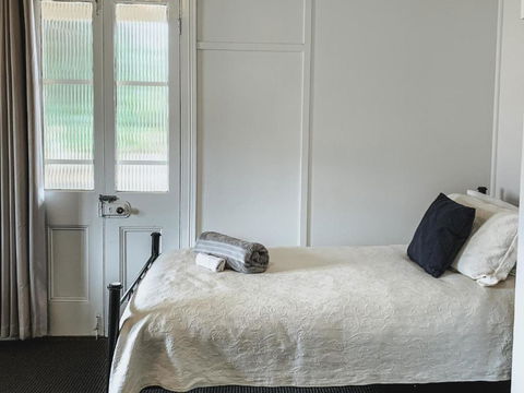 Roma Cottage On Roma Orchard - Sunshine Coast Tourism 3