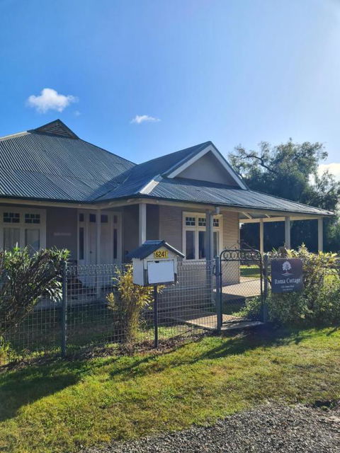 Roma Cottage On Roma Orchard - Sunshine Coast Tourism 1