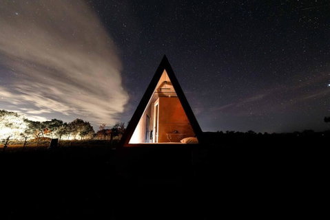 Romantic Luxury Tiny Home In An Idyllic Setting - Sunshine Coast Tourism 0