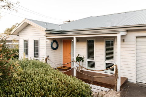 Romantic Retreat In Mornington Peninsula Heartland - Sunshine Coast Tourism 1