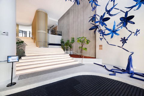 Rooftop Pool Stunning Apartment Queen Street - Holiday Sunshine Coast 3