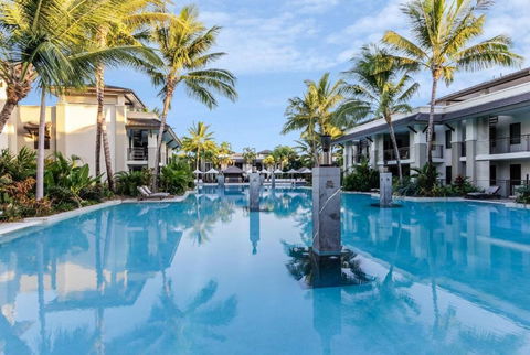 Rooftop Tranquility At Stunning Temple Resort - Sunshine Coast Tourism 3