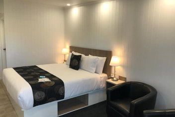 Room Motel Kingaroy East with Sunshine Coast Tourism