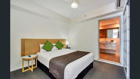 Room With Kitchen At Pandanus - Sunshine Coast Tourism 2