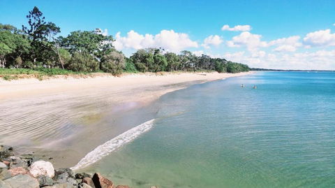 Rosalynda- Luxury Beachfront 3 BR Townhouse - Holiday Sunshine Coast 1