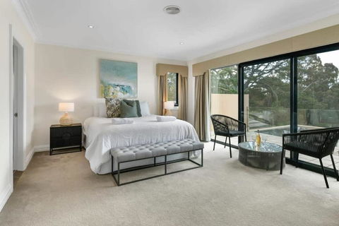 Roselawn Retreat - Pool, Incredible Views, Sleeps 8 - Holiday Sunshine Coast 2