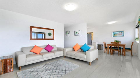 Roweshaven Amazing Views, Close To Beach Accom Holidays - Holiday Sunshine Coast 2