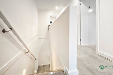 Rowville Modern Escape - Holiday Sunshine Coast 1