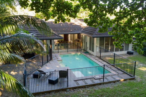 Roya On Mission - Beachfront - Wongaling - Family - Holiday Sunshine Coast 0