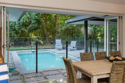 Roya On Mission - Beachfront - Wongaling - Family - Holiday Sunshine Coast 3