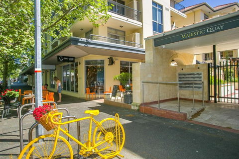 ROYA6320 - Royal Respite - Sunshine Coast Tourism 1