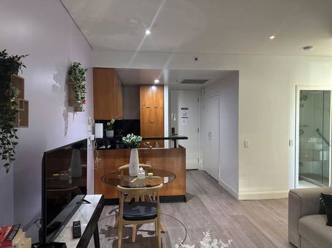 Royal Garden Residence - Sunshine Coast Tourism 3