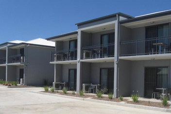 Royal Motel Miles with Sunshine Coast Tourism