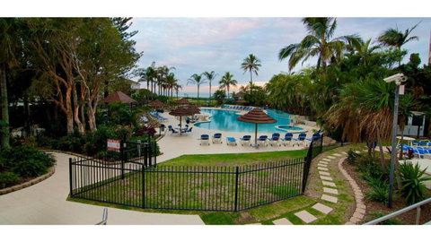 Royal Palm 19 - Holiday Sunshine Coast 2