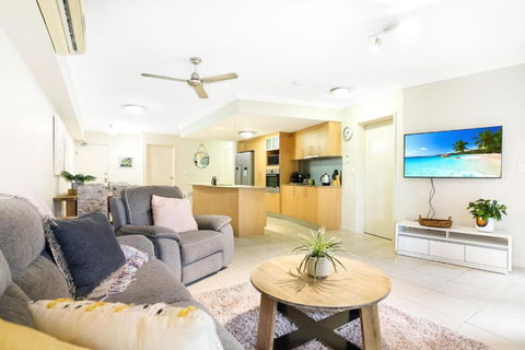 Royal Pavillions City Escape - Holiday Sunshine Coast 2