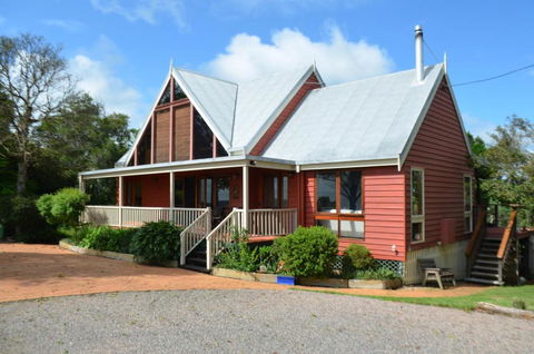 Ruddles Retreat - Sunshine Coast Tourism 0