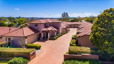 Ruthmor Villas - Sunshine Coast Tourism 1