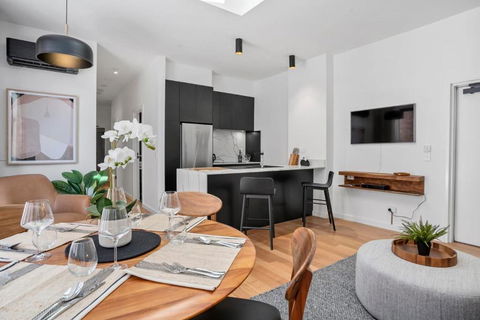 Sanctuary At Saddlers - Where Rustic Meets Refined - Sunshine Coast Tourism 3