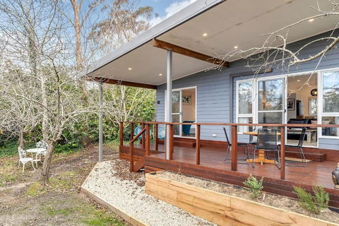 Sahaja Cottage Wentworth Falls - Sunshine Coast Tourism 1