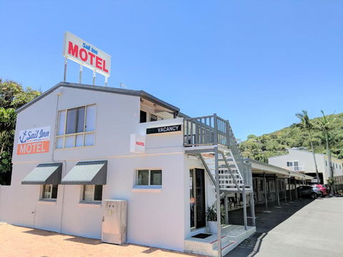 Sail Inn Motel - Holiday Sunshine Coast 0