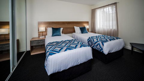 Salamanca Terraces - Sunshine Coast Tourism 1