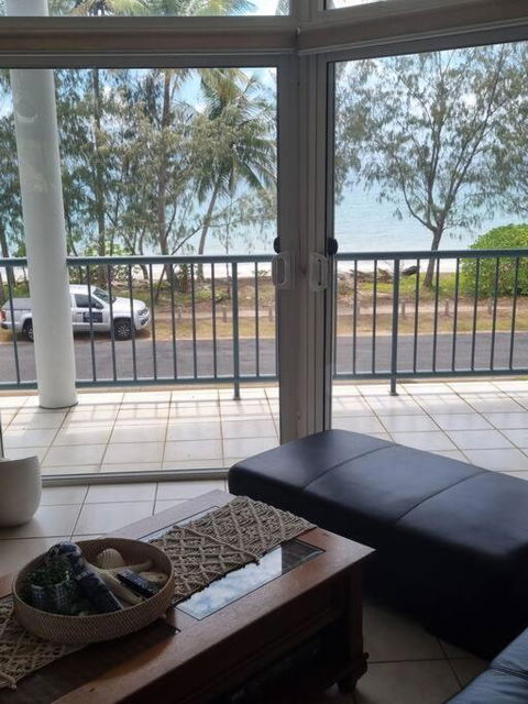 Salt On South - Beachfront Bliss - Holiday Sunshine Coast 1