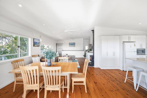 Salt Water - Sunshine Coast Tourism 3