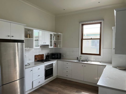 Saltwater Bungalow - WiFi - Sunshine Coast Tourism 2