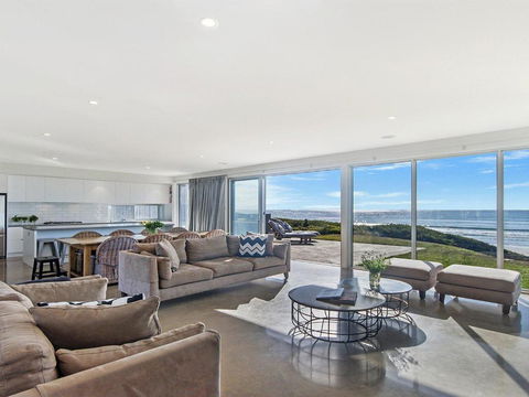 Saltwater Retreat - Holiday Sunshine Coast 2